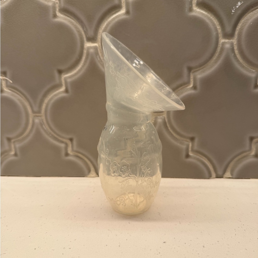 Cream Translucent Floral-Embossed Kids Vase